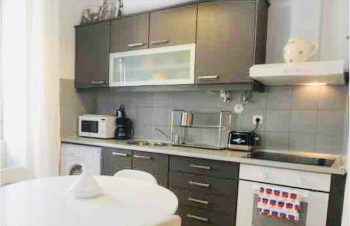 Mouraria Deluxe Apartments Lisbon Luaran gambar